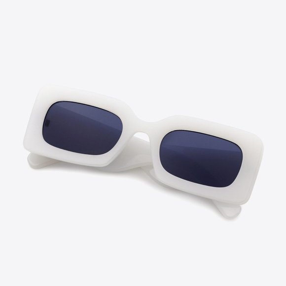 Polycarbonate Frame Rectangle Sunglasses in Gray - Picture 4 of 5